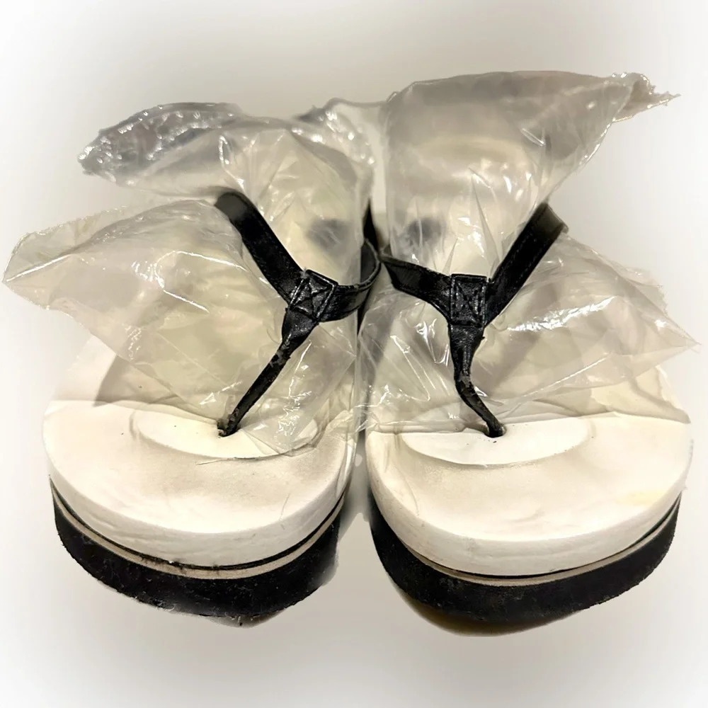 RARE 90’s VTG SUGAR BLACK WHITE PLATFORM SANDAL FLIP FLOP FLOATIE SZ:8-9 FLAWED